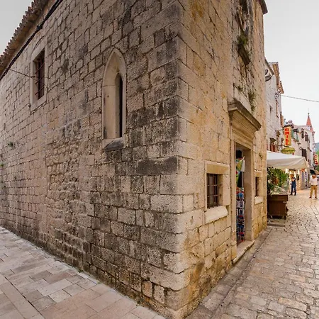 Navisus * Trogir