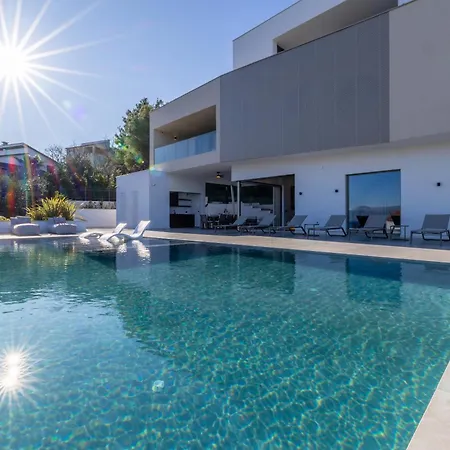 Navisus Villa