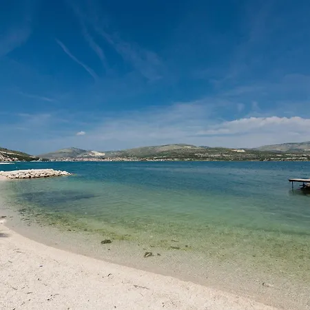Navisus Villa *